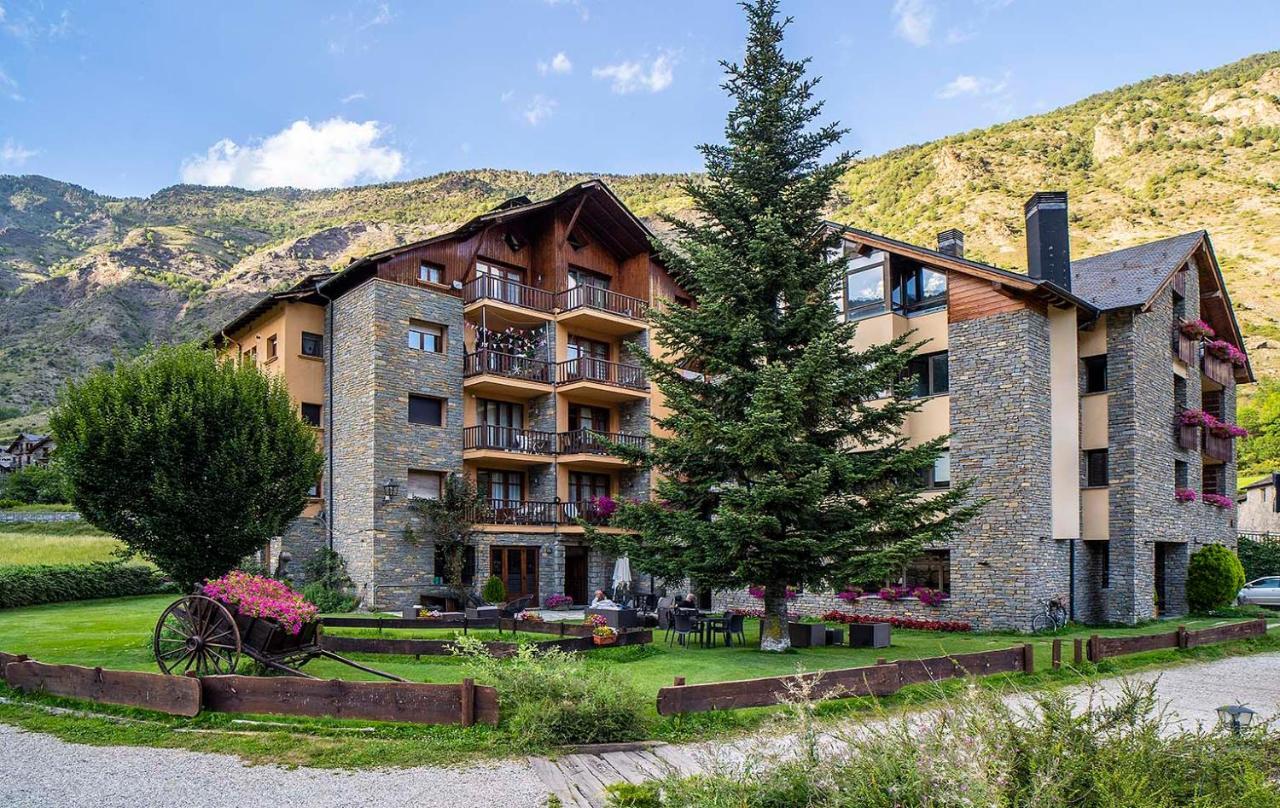 Roca Blanca Hotel Espot Exterior photo